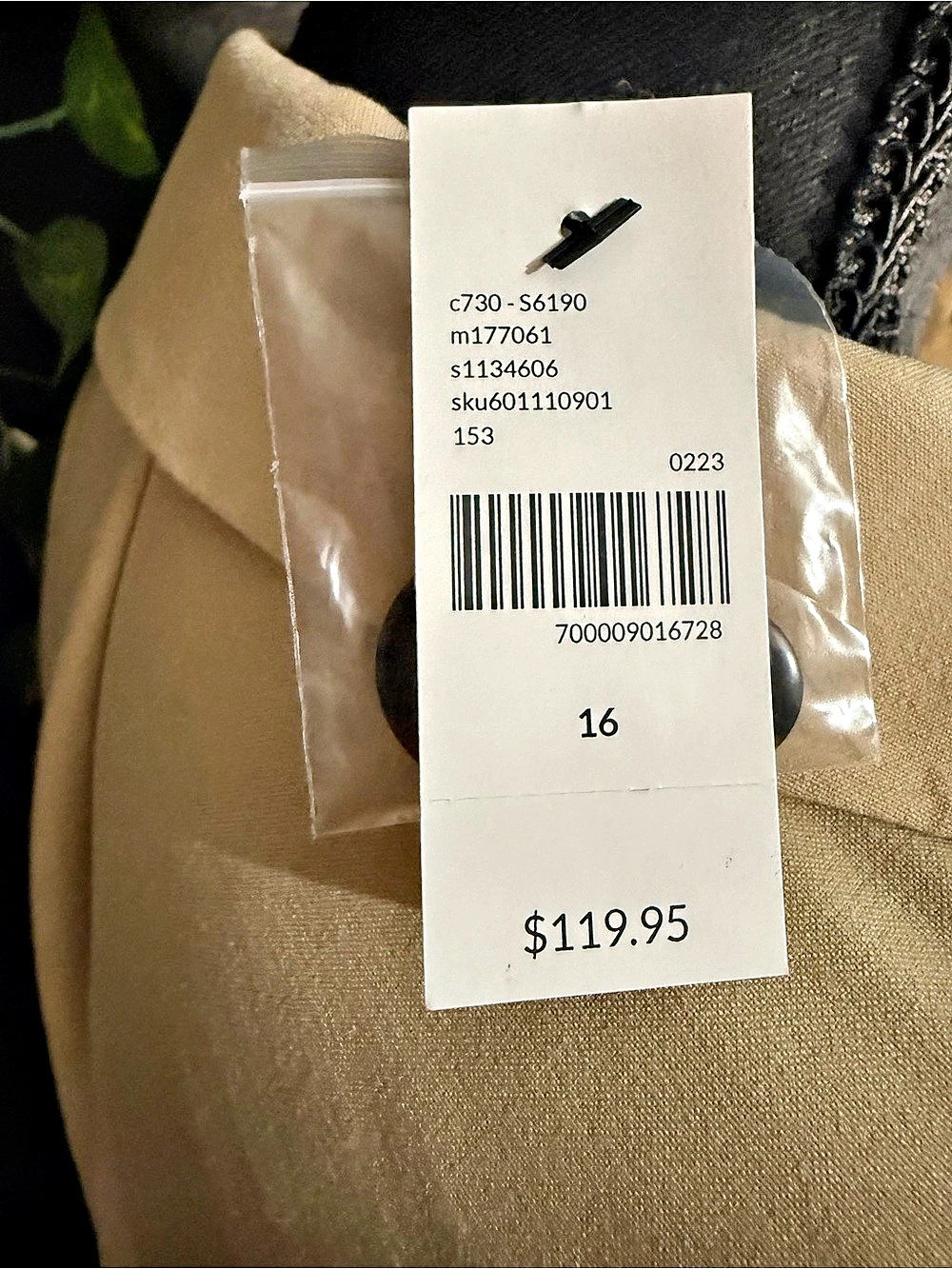 Lane Bryant Single-Button Blazer Cream Size 16 NWT - Picture 2 of 3